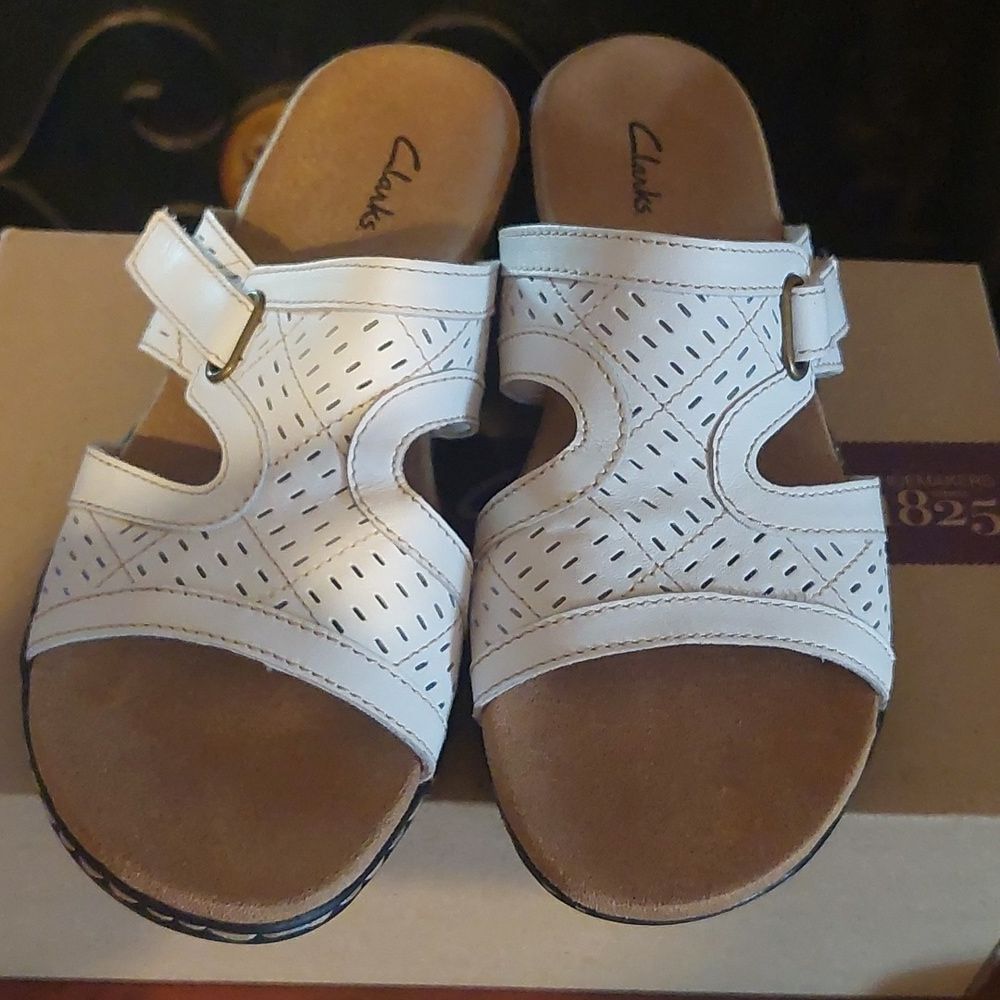 Clark's Sandals - Picture 4 of 4